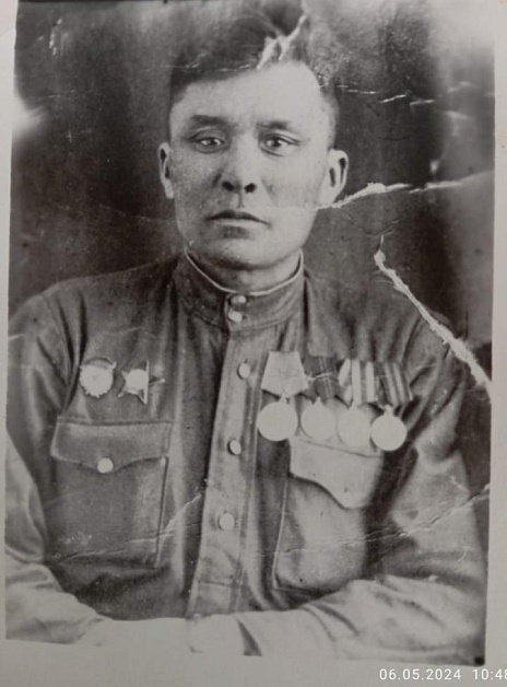 Альчинов Замбо Эрднеевич